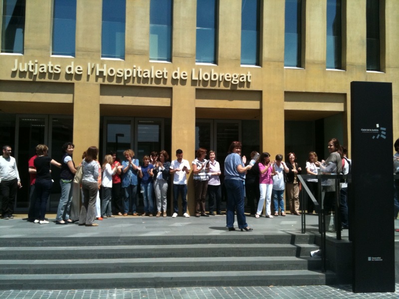 100527_cata_concentracion_foto_2_lospi